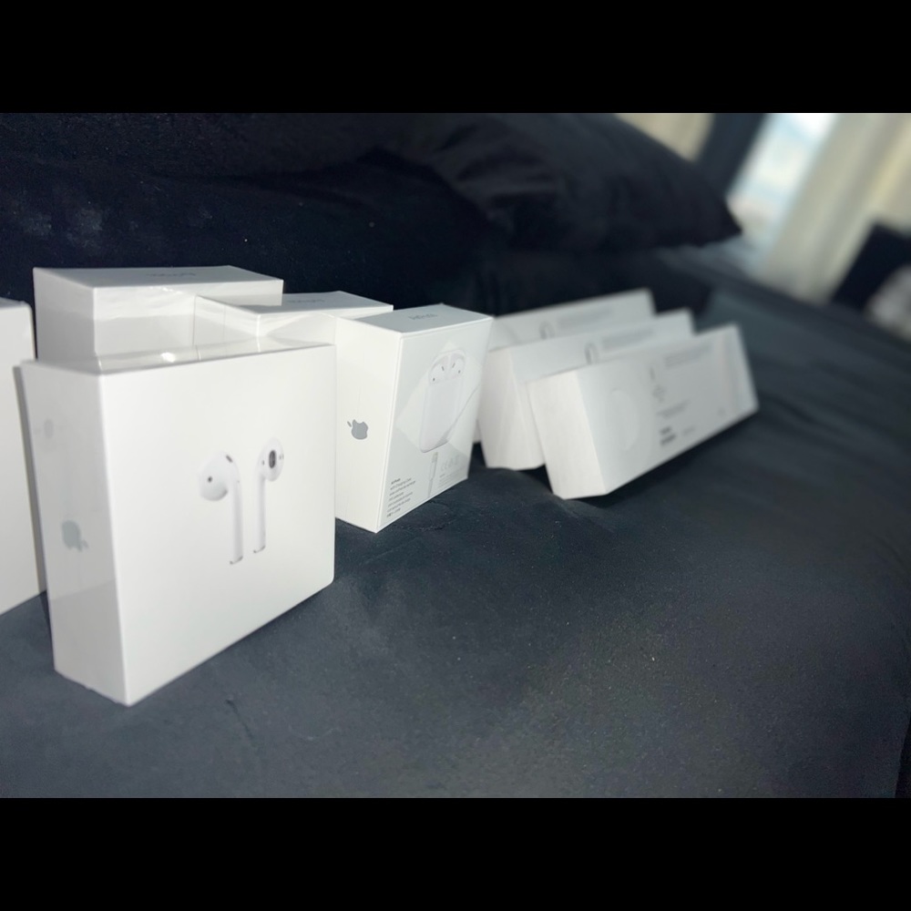 AirPods